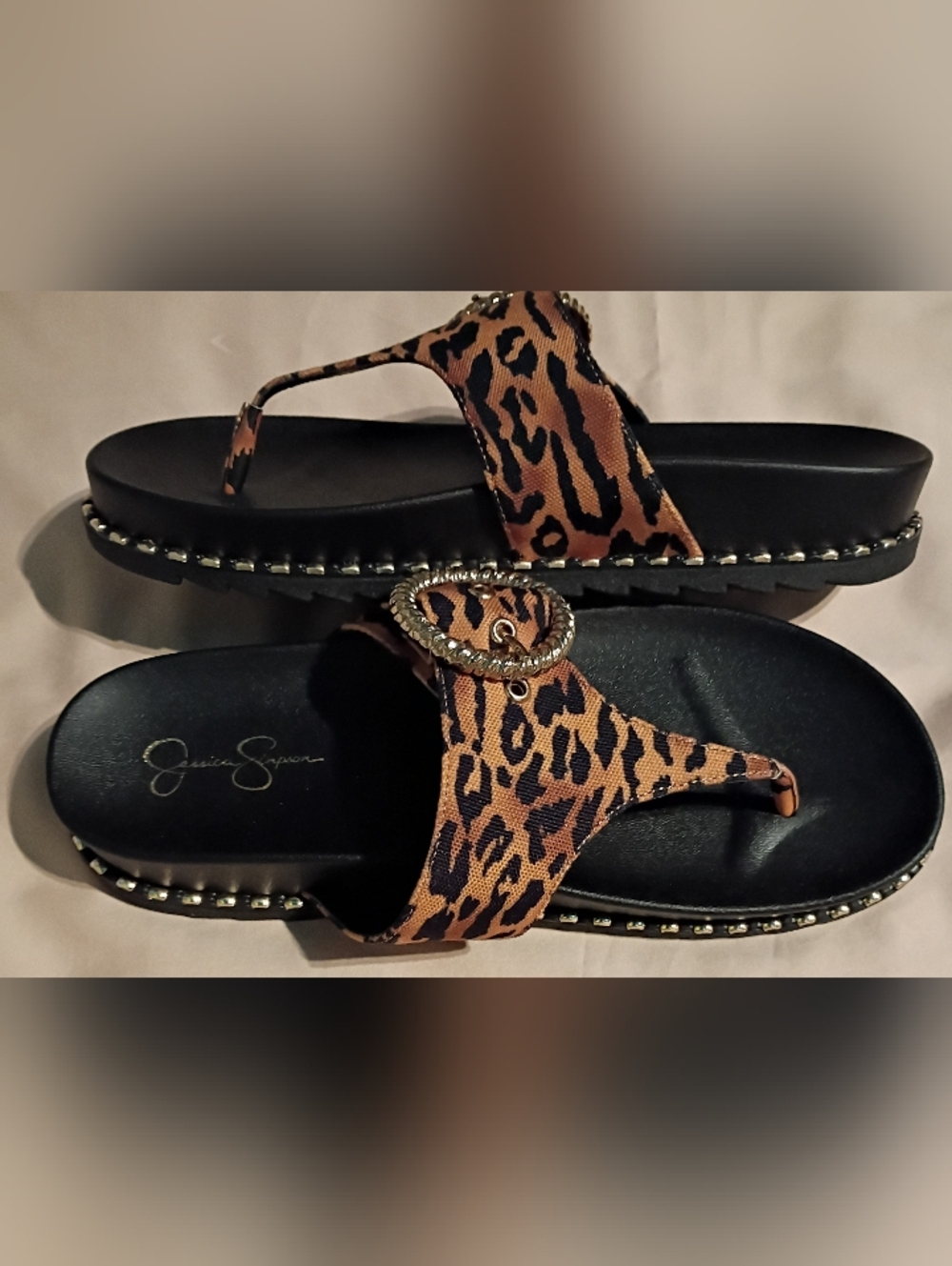 NWT Jessica Simpson Cymmeri Stud Sandals for Women - Size 8M